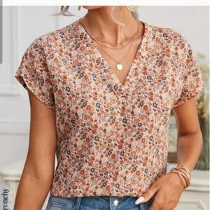 Floral V-Neck Top